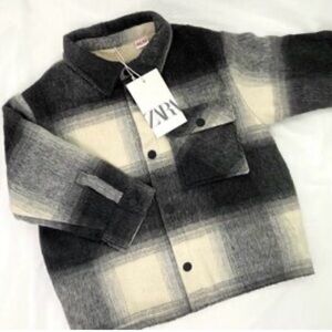Zara Kids Plaid Jacket fleece lined size 6 - Black and Cream